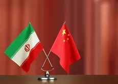 نبویان: قرارداد ایران و چین برد – برد است / واگذاری جزایر به این کشور دروغ محض است