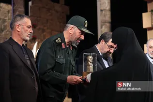 همایش تجلیل از سرلشکر قاسم سلیمانی