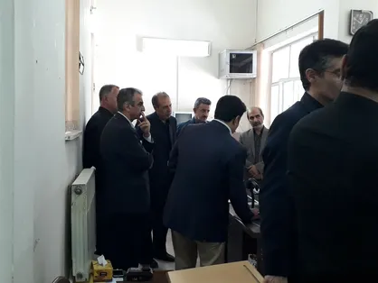 رئیس دانشگاه تبریز از روند صدور کارت&zwnj;های هوشمند دانشجویی بازدید کرد