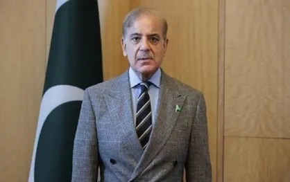 نخست وزیر و فرمانده ارتش پاکستان به سوئیس می&zwnj;روند