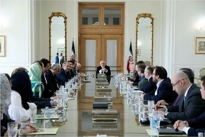 جمعی از اساتید و پژوهشگران ارشد اندیشکده والدای روسیه با  ظریف دیدار کردند