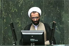 سلیمی: سردرگمی دولت در بازگشایی مدارس شبهه انگیز است / کمیسیون آموزش بررسی کند