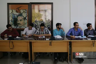 نشست رئیس جهاد دانشگاهی با دانشجویان فنی دانشگاه تهران