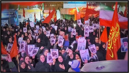میدان شهدا شیراز؛ موج خروشان &laquo;بزن ک خوب میزنی&raquo; و ایستادگی مردم پای کار انقلاب+ فیلم