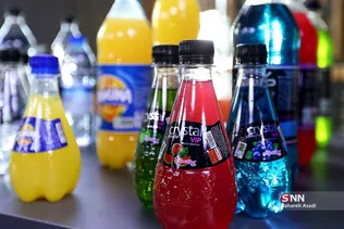 بازدید ستاری و ضرغامی از نمایشگاه ایران ساخت