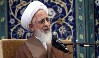آیت&zwnj;الله جوادی آملی: ما ایرانی&zwnj;ها مردم بزرگی هستیم + فیلم