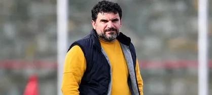 خان&zwnj;محمدی: تارتار با فوتبال دفاعی در پرسپولیس کار سختی دارد