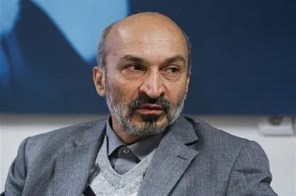 رئیس دانشگاه تهران: در مرحله بدوی رسیدگی به اتفاقات ۱۴۰۴ برای ۱۱ پرونده حکم صادر شده و احکام ۱۰ پرونده هم تا هفته آینده صادر می&zwnj;شود/ تا پایان تابستان درباره همه&zwnj; تصمیم&zwnj;گیری می&zwnj;شود + فیلم