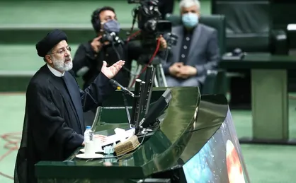 دفاع تمام قد رئیس جمهور از وزیر پیشنهادی ورزش/ به من گفتند ۴۰ سال است در ورزش مدیران سیاسی انتخاب می&zwnj;شوند!