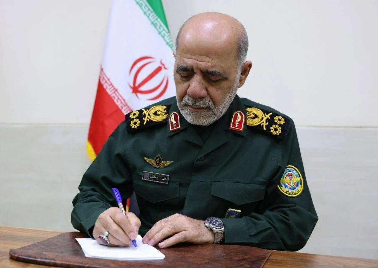 پیام تبریک فرمانده قرارگاه مرکزی خاتم‌الانبیا به محسن رضایی