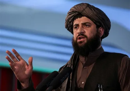 وزیر دفاع طالبان: مجامع بین&zwnj;المللی مانع از اقدامات پاکستان علیه پناهجویان افغان شوند