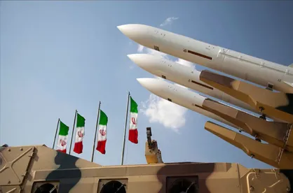 گزارش وال استریت ژورنال از توان موشکی ایران/&laquo;پاسخ ایران به آمریکا مرگبار خواهد بود&raquo;