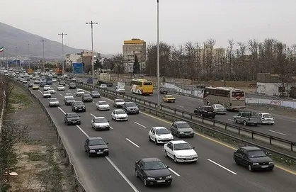 افزایش تردد در جاده&zwnj;ها و محورهای مواصلاتی کشور