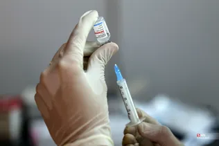 افتتاح مرکز واکسیناسیون بسیج دانشجویی