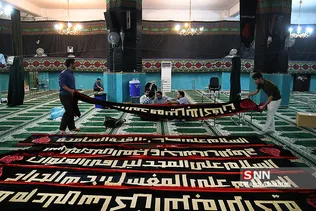 سیاه پوش کردن مسجد دانشگاه شریف