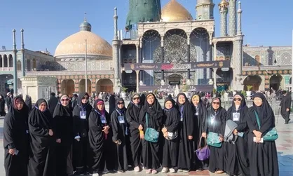 اساتید دانشگاه اندونزی به زیارت حرم حضرت معصومه (س) مشرف شدند