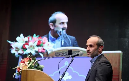 ابراهیمی: حد و مرز دخالت نهاد&zwnj;های امنیتی و دولتی در صداوسیما باید مشخص شود / میرزایی: رسانه ملی باید از حالت محافظه&zwnj;کاری و دوری از مردم خارج شود