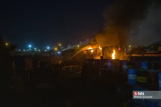 آتش سوزی کارخانه تولید رنگ در قم