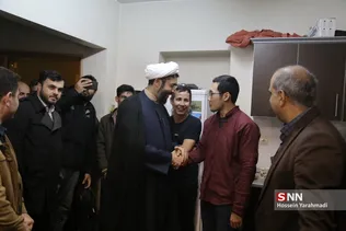 دیدار حجت‌الاسلام رستمی با دانشجویان مسیحی کوی دانشگاه تهران