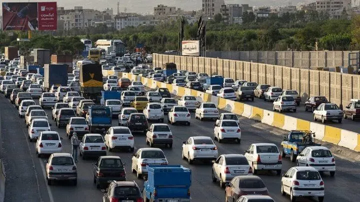 ترافیک سنگین در آزادراه‌های البرز/ از عجله و شتاب پرهیز کنید