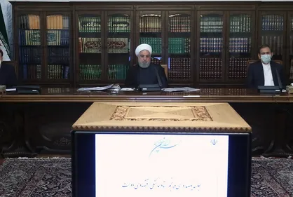 روحانی: هدف همه تلاش&zwnj;ها باید بهبود وضع اقتصاد و تقویت امید به آینده باشد