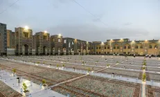 سفره‌های افطار رضوی گسترده‌تر شد / روزانه بیش از ۷۰ هزار روزه‌دار مهمان حرم امام رضا (ع) می‌شوند