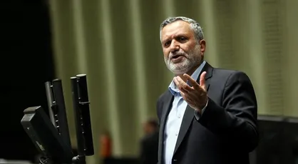 پایین بودن حقوق و دستمزد پیامدهای زیانبار اجتماعی به دنبال دارد