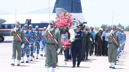 پیکر مطهر شهید خلبان سوخو ۲۴ ارتش به شیراز رسید