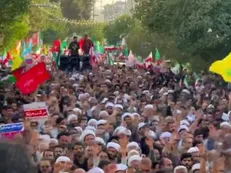 حماسه آفرینی مردم ولایی و انقلابی شهر مقدس قم در مراسم تشییع پیکر‌های مطهر شهدا