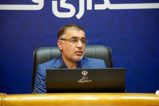 معاون استاندار فارس: ظرفیت شبکه بانکی برای حل مسائل واحدهای اقتصادی به‌کار گرفته شود