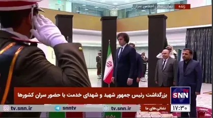 ادای احترام نخست وزیر گرجستان و هیات همراه به پیکر رئیس&zwnj;جمهور شهید و دیگر شهدای خدمت