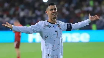​رونالدو پس از اخراج به خانه فرستاده شد!