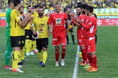 رقابت نفس گیر پرسپولیس و سپاهان برای قهرمانی / استقلال، پدیده یا تراکتورسازی؛ کدام تیم‌ها به آسیا می‌روند؟!