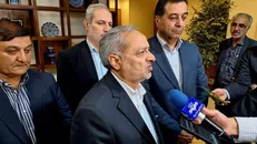پیگیری بسته معیشتی فرهنگیان فراتر از افزایش حقوق / پرداخت های رفاهی ، تسهیلات و سایر خدمات در پک جامع معیشت