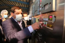 افتتاح طرح توسعه کارخانه تولید کنسانتره در رودسر/ توزیع ۴۰ هزار بسته بهداشتی و نوشت‌افزار توسط ستاد اجرایی فرمان امام (ره)