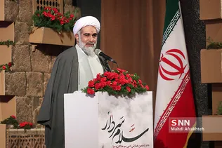 همایش تجلیل از سرلشکر قاسم سلیمانی