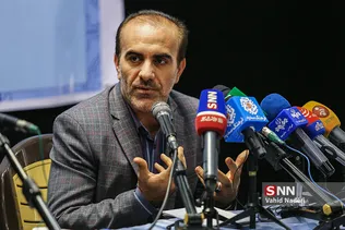 دکتر محمد رییس زاده فوق تخصص جراحی عروق و استادیار دانشگاه علوم پزشکی بقیه الله