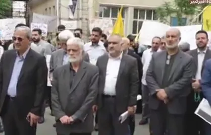 تجمع دانشگاهیان در پی شهادت دانشجوی یمنی دانشگاه صنعتی امیرکبیر
