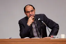 دانشگاه و حوزه سکولار نسبت به فاصله طبقاتی بی‌توجه است/ اصلاحات درونی باید در حوزه و دانشگاه انجام شود