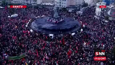 تصاویر هوایی از حضور پرشور مردم در تشییع امام شهید در میدان انقلاب تهران