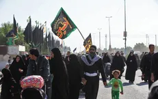 توزیع روزانه ۲۰هزار پرس غذا به زائران اربعین