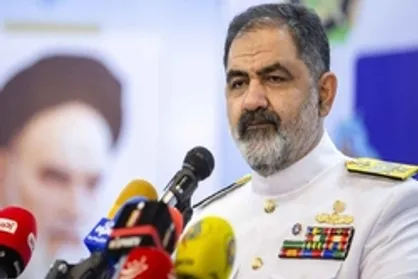 امیر دریادار ایرانی: امروز اقتصاد دریا حرف اول را می&zwnj;زند و اگر غفلت بکنیم فرصت&zwnj;های بسیار طلایی را از دست می&zwnj;دهیم