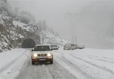 انسداد مجدد محور‌های فیروزکوه ـ. هراز/ تخلیه اصلی بار ترافیکی آزادراه تهران ـ. قم ادامه دارد