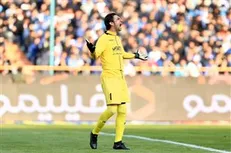 ۲ مهر، مهدی رحمتی چهار گوشه زمین را می‌بوسد؟