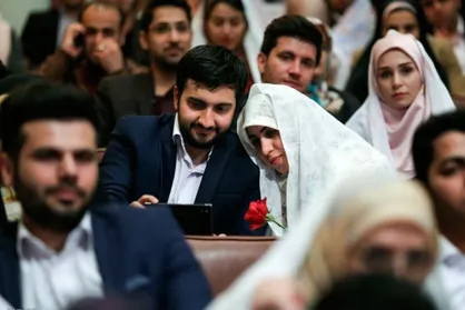 ازدواج به سبک دانشجویی / ۱۵۰ زوج دانشجو به خانه بخت می&zwnj;روند+فیلم
