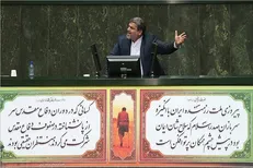 کواکبیان: اعضای کمیسیون به جای سرمه به چشم کشیدن، چشم بودجه را کور کرده اند
