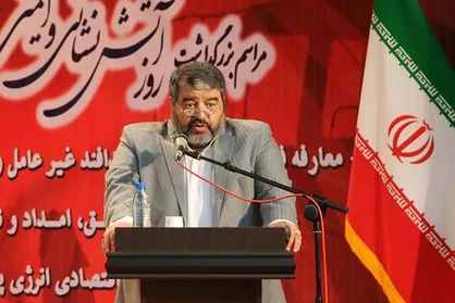 آمریکایی&zwnj;ها می&zwnj;خواهند با رسانه مردم را علیه حکومت&zwnj;ها بسیج کنند