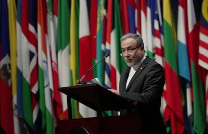 عراقچی: تنگه هرمز برای ما و کل دنیا مهم است و ایران این تنگه را امن نگه داشته به لطف سپاه پاسداران