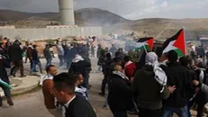 زخمی شدن چند مسئول جنبش فتح در راهپیمایی علیه شهرکسازی‌ها