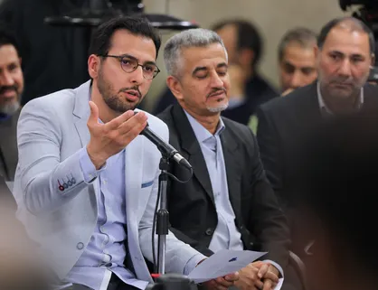 جلسه شعرا با رهبرانقلاب یعنی ارتباط کاملا بی واسطه شاعر با شخص اول کشور / در حوزه سیاستگذاری شعر خلا&zwnj;های جدی داریم + فیلم